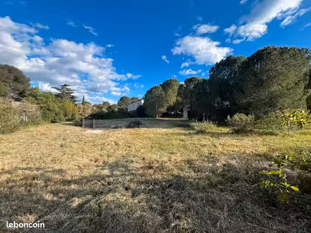 terrain constructible 1150 m² calme absolu & accès rapide a75