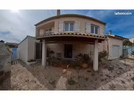 villa t7 150m² avec jardin + piscine sur parcelle de 600m²