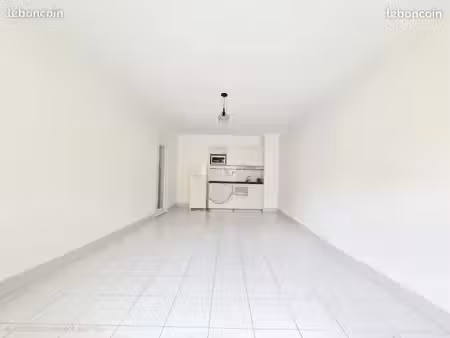 mardjan parsa 11:31 à vendre – appartement 3 pièces de 60 m² avec terrasse et garage au so