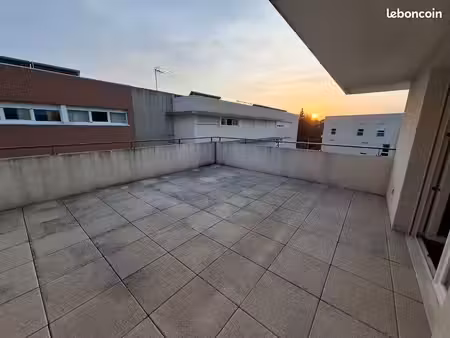 3 pièces récent hôpitaux-facultés