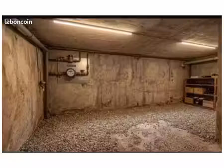 cave 30m2- hyper centre - rue des carmes