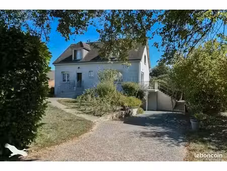 pavillon 6 pièces 150 m²