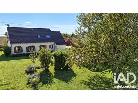 propriété 7 pièces 161 m²