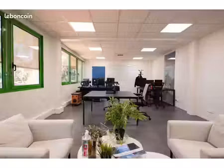 3 bureaux à louer de 99 m² à orléans