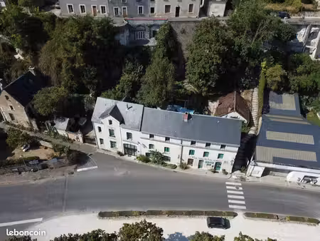 local commercial 19 pièces 465 m² troo