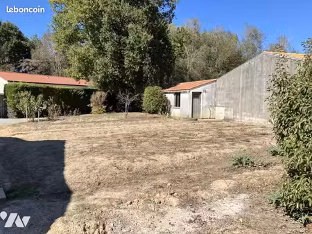terrain 718 m² ste pazanne