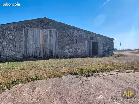 maison 3 pièces 300 m²
