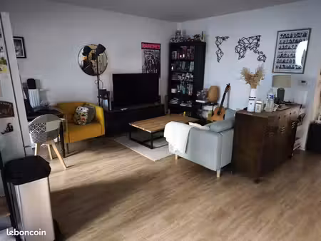 t3 lumineux de 70m² avec terrasse & parking – à 2 min de la gare tgv