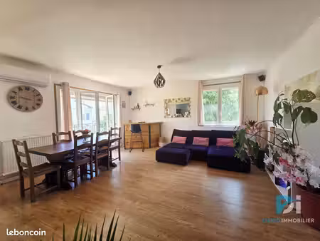 villa 4 pièces 97 m²