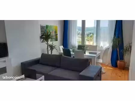 vend f3 cuisine équipée 54000 euro à débattre