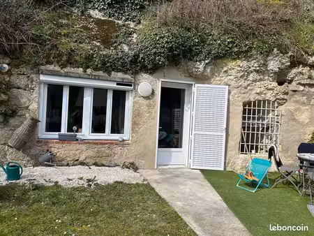 jolie maison troglodyte