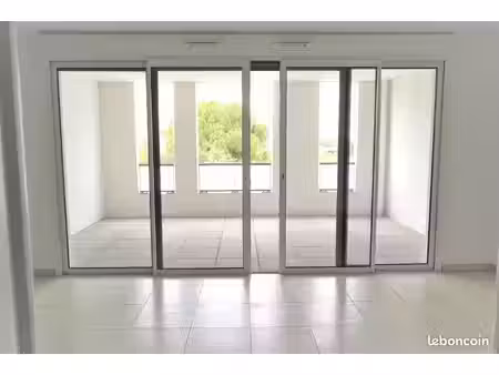 a vendre t3 montpellier port marianne