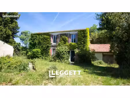 maison 8 pièces 197 m²