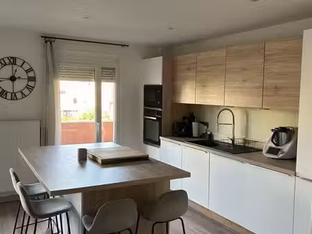 à vendre – appartement t3 rénové – 64 m² – roche-la-molière