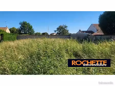 terrain 600 m² chalain le comtal