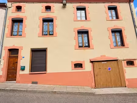 maison 2 pièces 260 m²