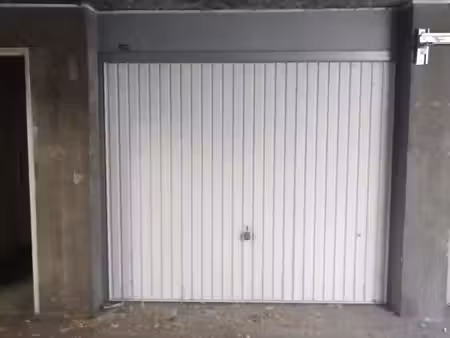 garage/box 12 m² aucamville