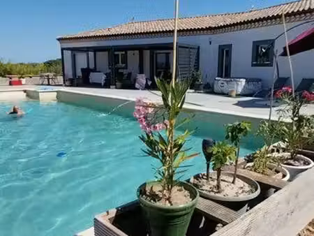 maison plein pied 220m2 avec piscine