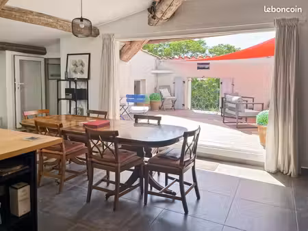 maison 5 pièces 160 m²