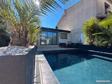 villa 5 pièces 136m2 avec piscine proche tramway