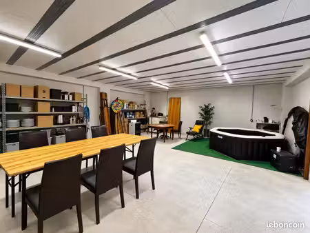 immeuble 10 pièces 615 m²
