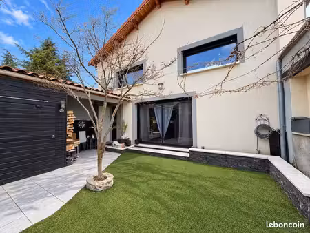 à vendre – belle grange rénovée 150 m² avec patio
