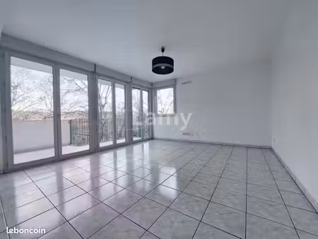 appartement 4 pièces 77 m²