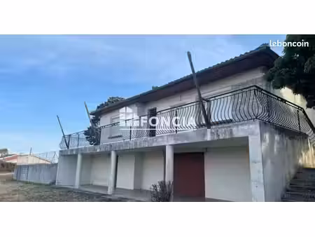 villa