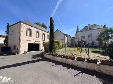 maison 6 pièces 174 m²