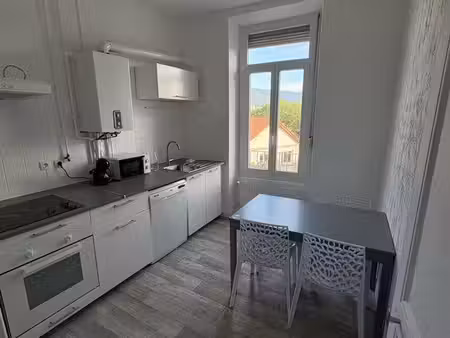 2p + cuisine  meublé  46m2