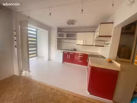 appartement avec 4 chambres sur meylan libre au 31/10/26