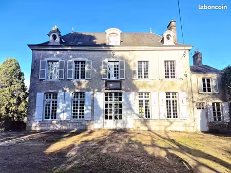 bords du loiret  gentilhommière 18ème  son grand parc et ses dépendances
