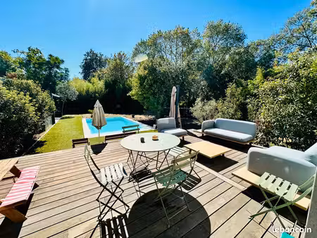 villa contemporaine t5 – 145 m² habitable + 20 m² de garage attenant – piscine volet immer