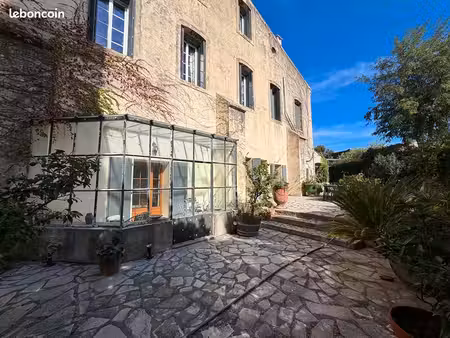 propriété 13 pièces 341 m²