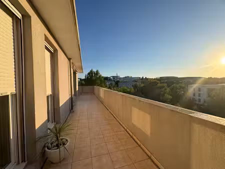 copernic t3 duranne terrasse parking