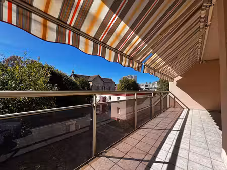 appartement 4 pièces à louer à besançon - fontaine argent  grand standing  calme et lumine