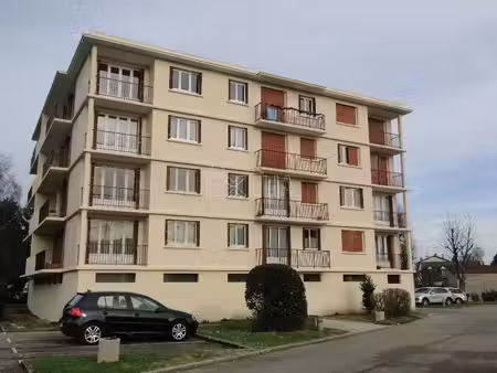 appartement t2 – 47 67 m² – 2e étage – freneuse