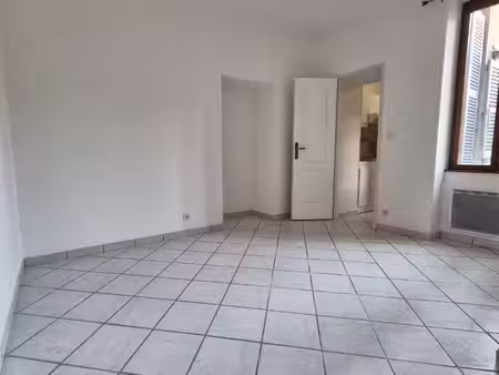 appartement 2 pièces rue d'ahuy