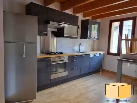 2 pièces sur culoz-beon (01350)  avec cuisine aménagée