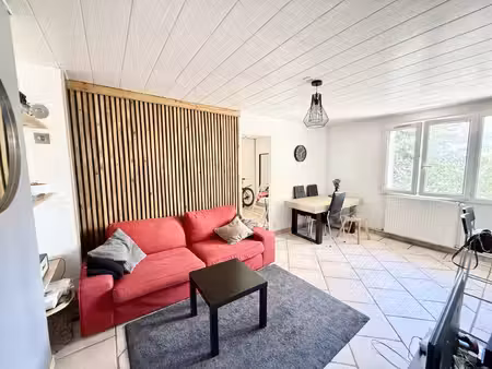 t2 meublé avec bureau – grenoble
