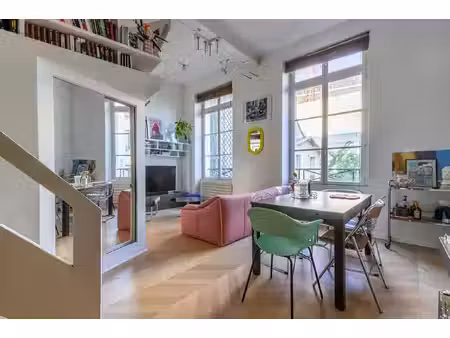 loft lumineux au calme sur cour