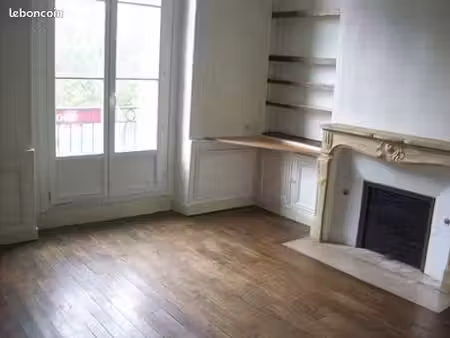 appartement 1 pièce 27 m²