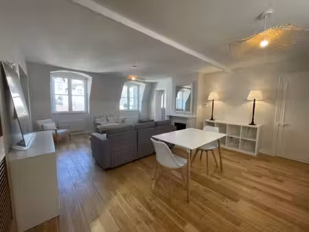 2p meublé de 62m2 refait à neuf