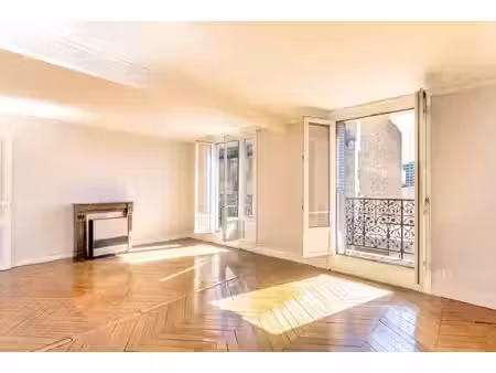 paris 11e – 4 pièces traversant avec deux balcons – faidher