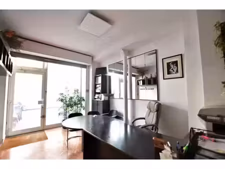 pont du garigliano  bureaux à louer en rdc