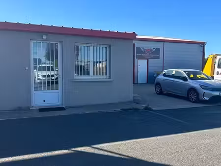 local professionnel avec atelier à fontenay-sur-loing