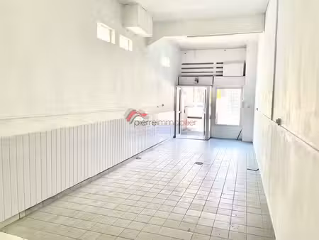 local commercial ou professionnel de 50 m2 - centre-ville de