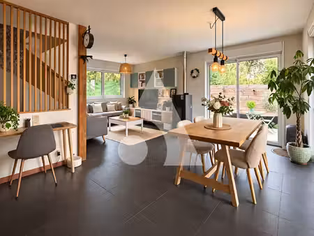 maison récente 2018 crecy la chapelle 4 pièce(s) 92 m2