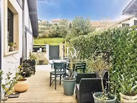 vente maison 8 pièces 157 m² urrugne (64122)