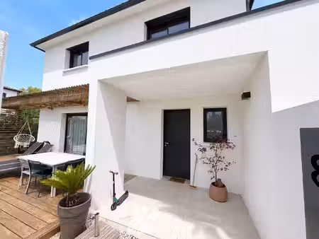 vente maison 5 pièces 117 m² saint-drézéry (34160)